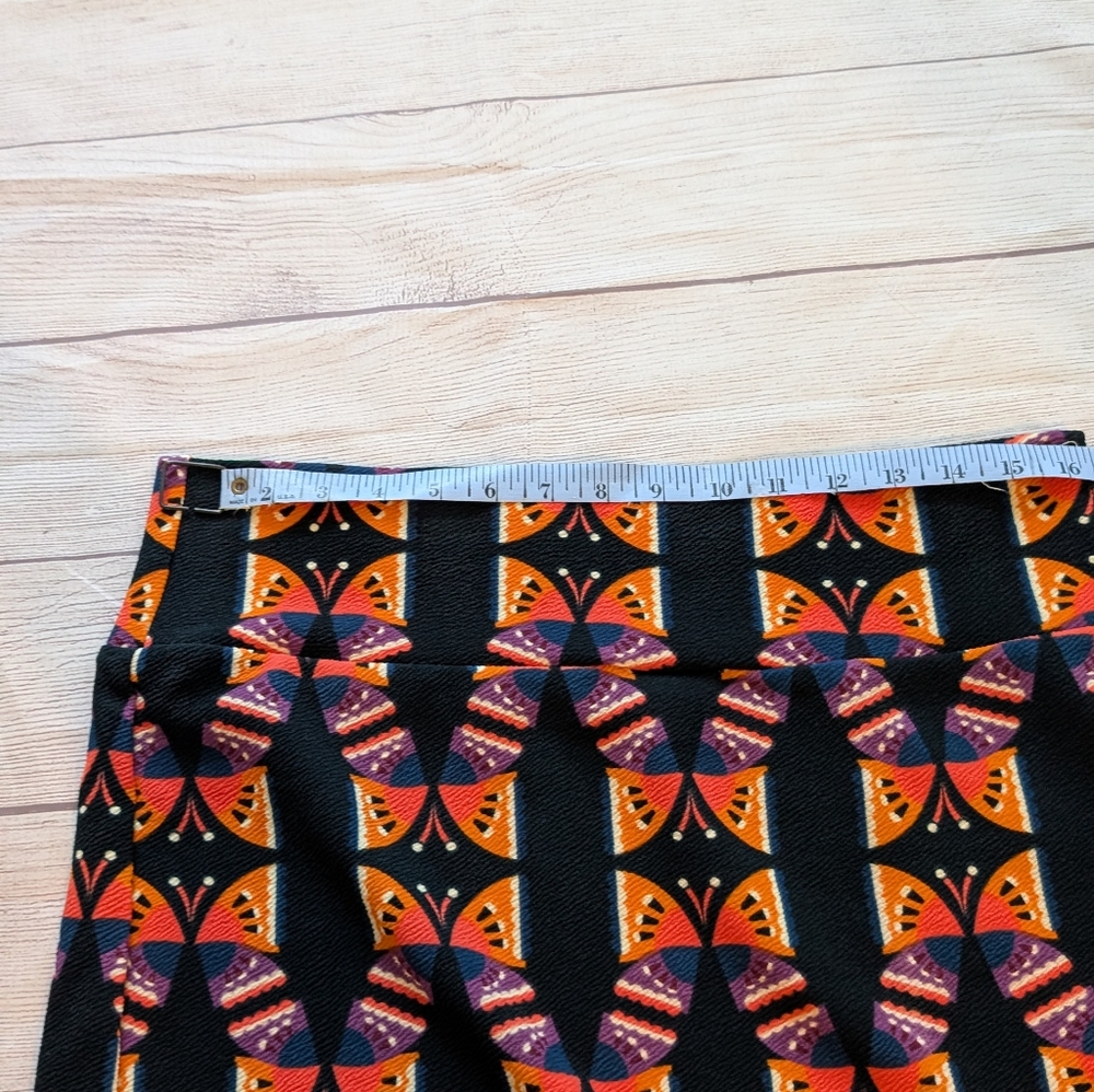 LulaRoe Cassie Pencil Skirt With Butterfly Pattern. Size XL - Picture 7 of 8
